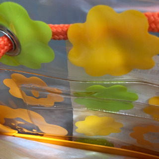 ポン・デ・ライオン柄ビニールバッグ&エアクッションの画像