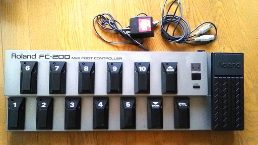 Roland FC-200 MIDI フットコントローラー