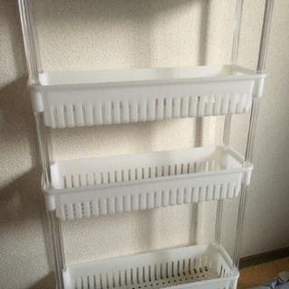 【¥0】プラスチックシェルフ【4/10まで】