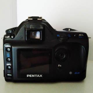 [お取引中] PENTAX ist DS (難あり) + レンズ2本の画像