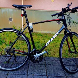 Giant(ジャイアント)　ESCAPE RX3（エスケープ RX3)　クロスバイク　2012年　Lサイズ 中古品  3,5000円(本体＋アクセサリー)の画像