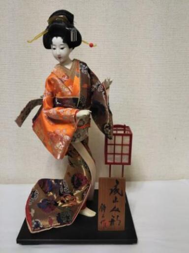 日本人形 （台付き）値下げしました❗️