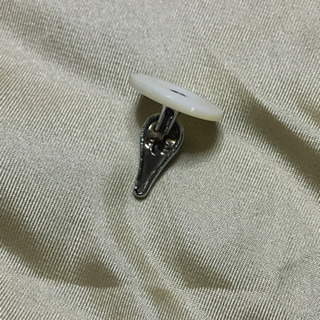 ニコルサンジリ 貝ボタン風カフリンクス？の画像