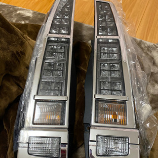 値下げしましたVOXY ヴォクシー　テール純正の画像