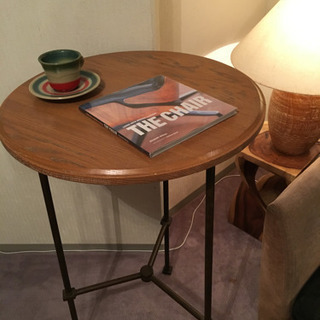 フランス製　アンティークグリーンのアイアンとガラスのサイドテーブル アンティークサイドテーブル ガラスウッド天板 アイアンフレーム