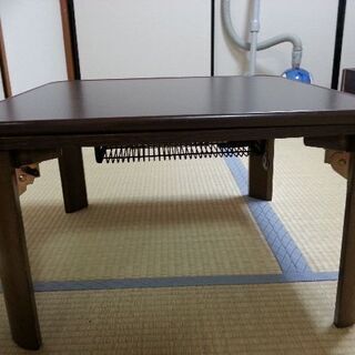 やや小さめこたつ