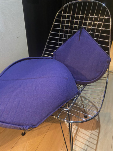 Herman Miller社製　ワイヤーチェア Eames Wire Chair ハーマンミラー ビキニパット付き　定価２０万円シェル