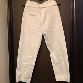 ZARA ホワイトデニム