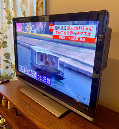 美品 AQUOS シャープ 液晶テレビ ブルーレイレコーダー内臓 32型