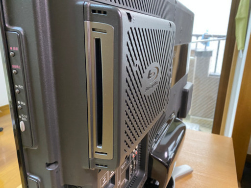 AQUOS 32型ブルーレイDVD内蔵
