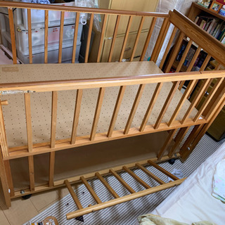 ベビーベッド中古の画像