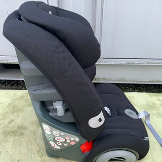 ＜交渉中＞ブリタックス ☆ ジュニアシート ☆ エボルバ 1-2-3 プラス ☆ 500円引きの画像