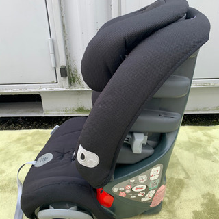 ＜交渉中＞ブリタックス ☆ ジュニアシート ☆ エボルバ 1-2-3 プラス ☆ 500円引きの画像