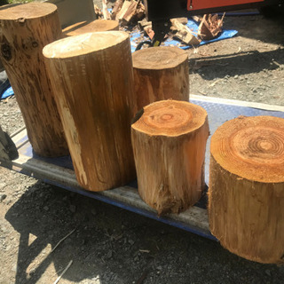 ☆受付中☆スギ 丸太 イス 置物 DIY アウトドア インテリアなどに