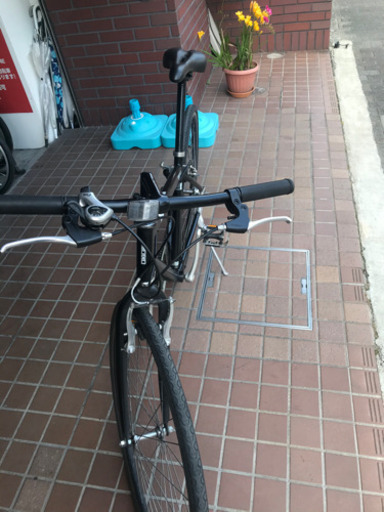 700c クロスバイク　ブラック