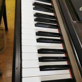 YAMAHA 88鍵 電子ピアノ 椅子付きお譲りしますの画像
