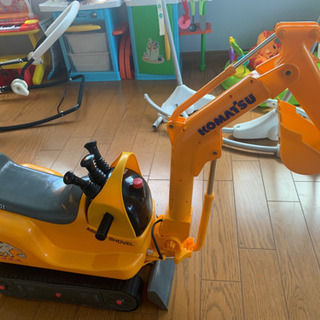 ショベルカー
