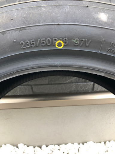 235/50R18 20年製　新車外しタイヤ4本