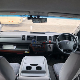 商談中　トヨタ ハイエースコミューター2.5ディーゼルターボ　GL　4WD　15人乗りの画像