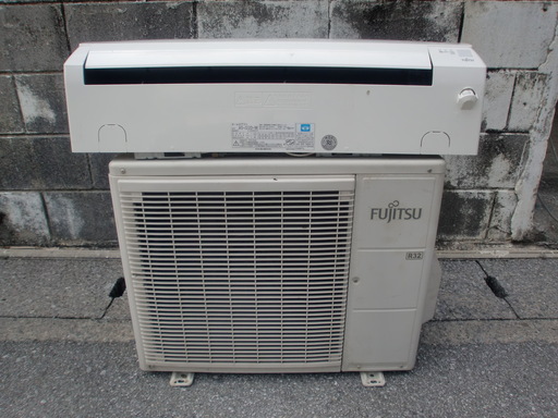 FUJITSU AS-J22D-W  2.2K 6畳用クーラー　2014年製