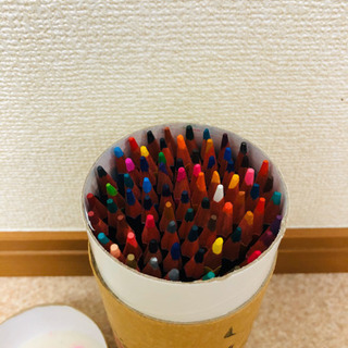 色鉛筆(72色)の画像