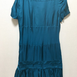 新品★絹100% 目を惹く★鮮やかなグリーンブルー系ワンピースの画像