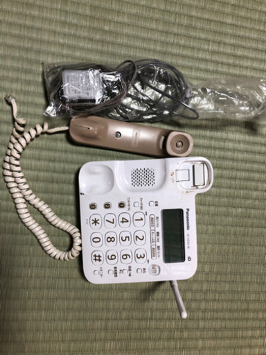 電話機　Panasonic VE-GD23-W パナソニック