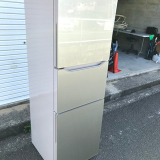 ツインバード工業 冷蔵庫 KHR-EJ19CB　クリスタルベージュ　内容量：199リットル 2018年製 超美品！！
