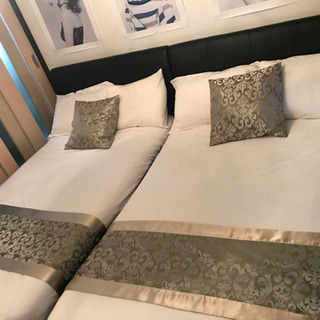 ニトリ　レザー調ハイバックベッド　セミダブルの画像