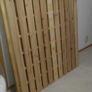 ニトリ　シングルベッド　すのこ