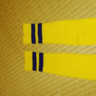 未使用子ども用サッカー、ラグビーソックス　黄色の画像