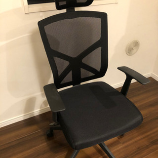 【美品・人気】ビジネスチェア（ブラック・メッシュ）