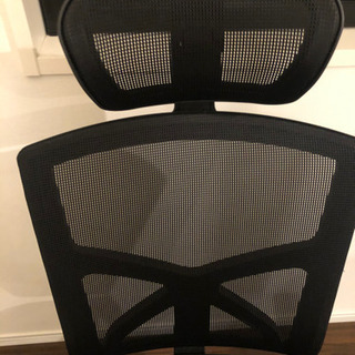 【美品・人気】ビジネスチェア（ブラック・メッシュ）の画像