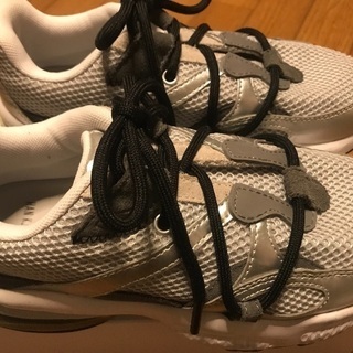 プーマコラボスニーカー 23.5cm 美品の画像