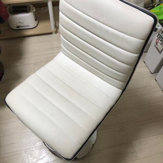 ダイニングチェア　カウンターチェアの画像