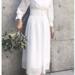 カエン　白ワンピース　kaene ブライダル　ドレス　ホワイト　前撮り　二次会の画像