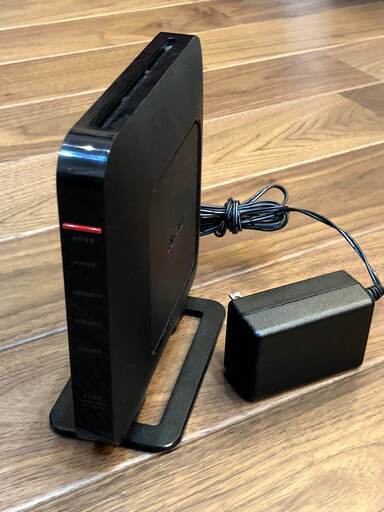 Wi-Fiルーター、無線LAN子機、スイッチングハブ、LANケーブル