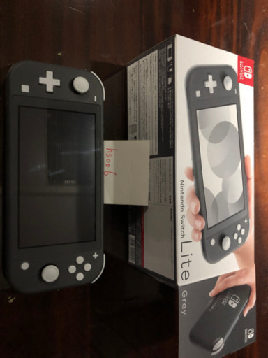 ニンテンドースイッチライトグレー