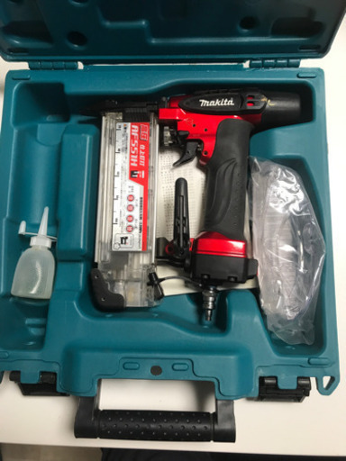 マキタ　高圧仕上げ　釘打機