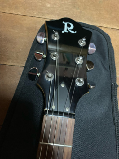 希少  B.C.rich ワーロック ソフトケース付き 値引き交渉受け付けます。