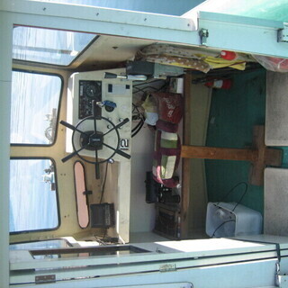 ヤマハディーゼル27フィートドライブ船」の画像