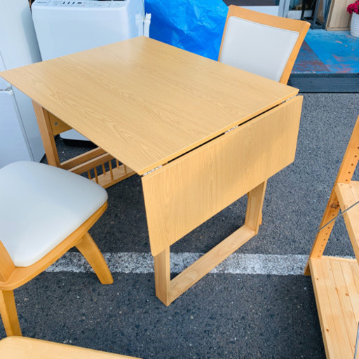 新生活応援 美品✨ニトリ　広がる回転椅子付きダイニングテーブル