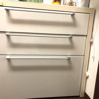 【決まりました】カップボード　食器棚