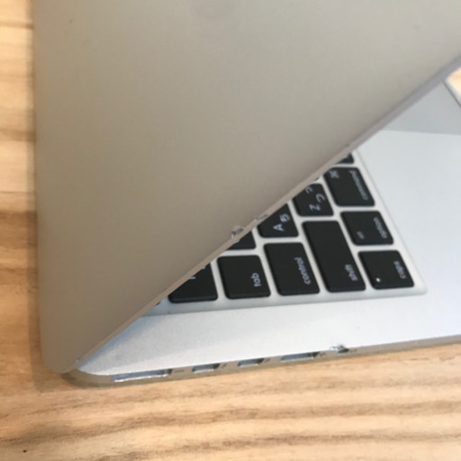 MacBookPro2014 13インチ キズあり