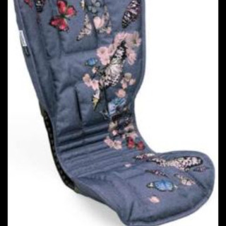 高級ベビーカーBUGABOO 入手困難限定デザインフルセットの画像