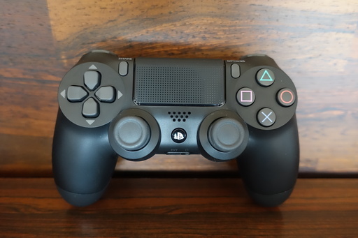 PS4 PRO　＆　キングダムハーツⅢ、ファークライ５、おまけ付き