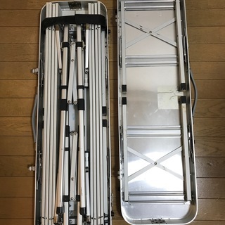 コールマン　キャンプテーブルセットの画像