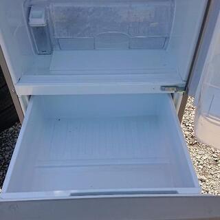 2017 Panasonic NR-C32FM-N 3 door Refrigeratorの画像