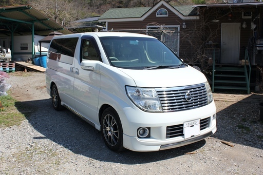 yussy70,000キロ！車検R8年9月まで！エルグランド！ エルグランドの車検費用の内訳と無料見積