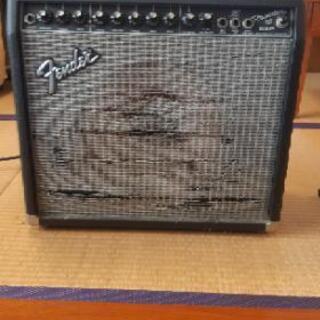 Fenderのギターアンプ　ただしジャンク品